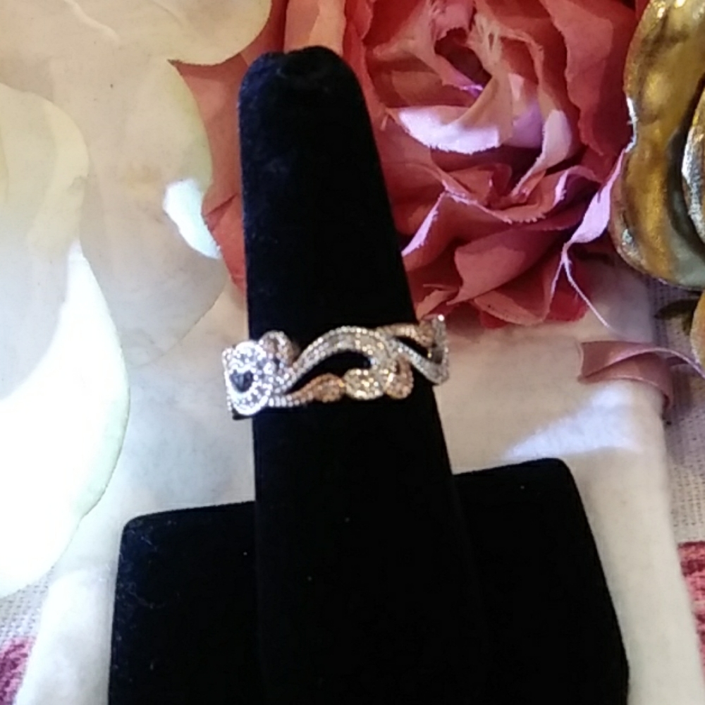Stunning Sterling Silver & Rose Gold Wave Ring